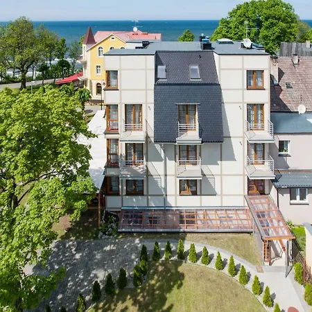 Nawigator Oda ve Kahvaltı 3*