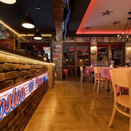 Nawigator Oda ve Kahvaltı Rewal